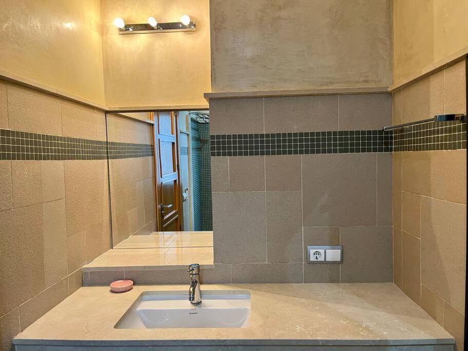 Apartamento Sierpes-Azofaifo Sevilla Exterior foto